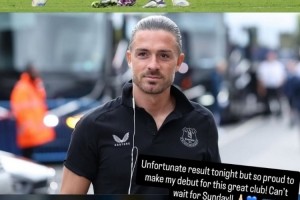 fb足球赛事-开启新生涯，格拉利什社媒晒照：很自豪为这支出色球队完成首秀