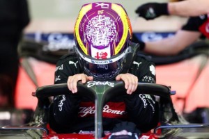 fb中国-F1季前测试周冠宇刷最快圈 满意新赛车期待揭幕战